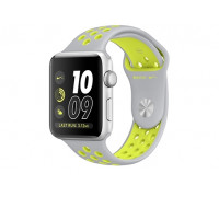 Apple Watch Nike+ 42 мм, корпус из серебристого алюминия, спортивный ремешок Nike цвета «листовое серебро/салатовый»
